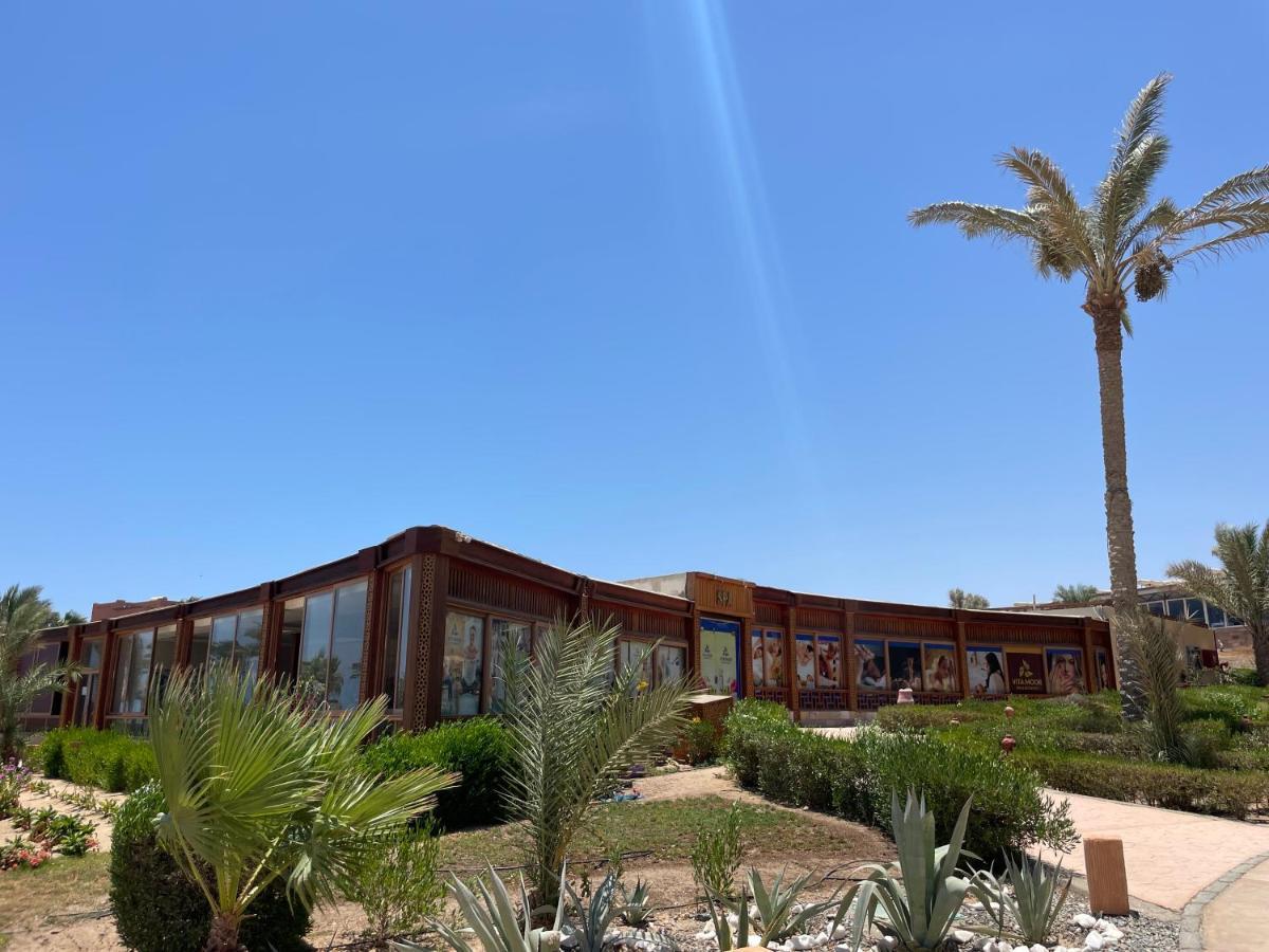 Blue Lagoon View Resort & Spa Marsa Alam Buitenkant foto